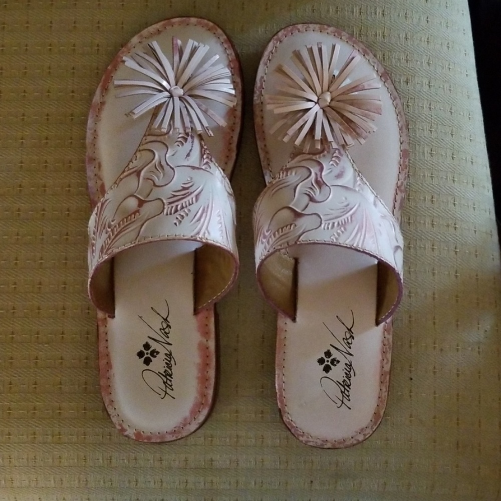 Women's sandles
